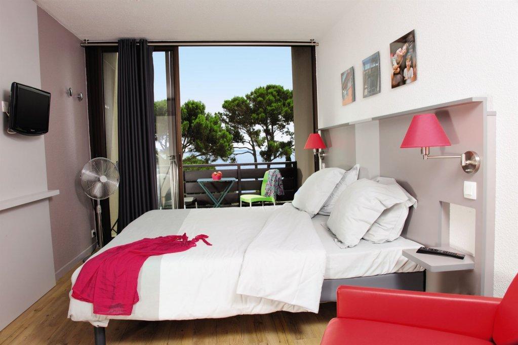 Belambra Clubs Presqu'Ile De Giens - Les Criques Hotel Hyeres Ngoại thất bức ảnh